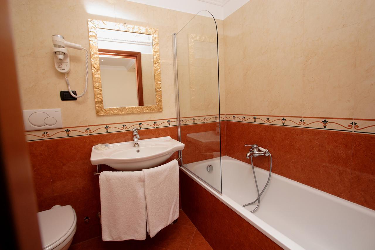 Guest House Galaxy Ρώμη Εξωτερικό φωτογραφία