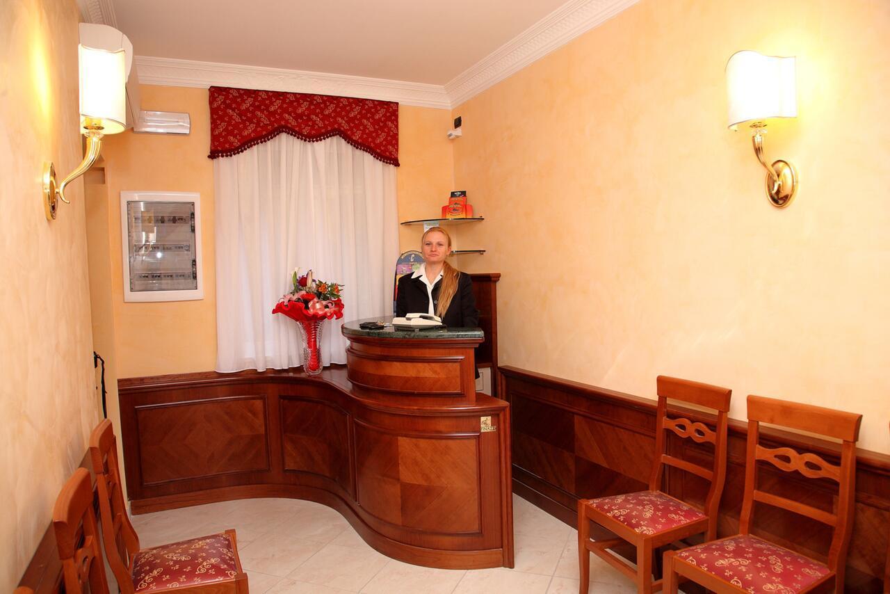 Guest House Galaxy Ρώμη Εξωτερικό φωτογραφία