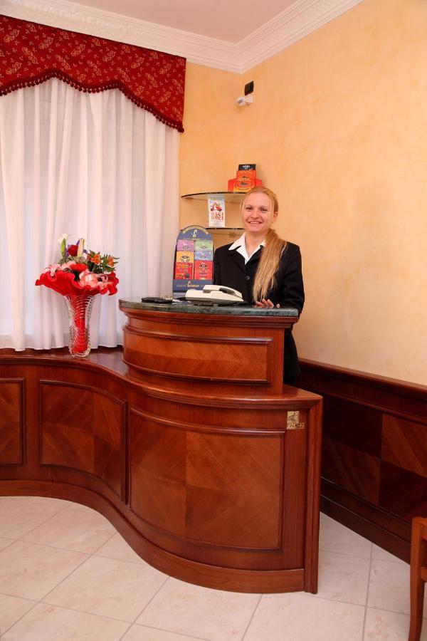 Guest House Galaxy Ρώμη Εξωτερικό φωτογραφία