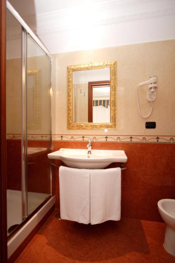 Guest House Galaxy Ρώμη Εξωτερικό φωτογραφία